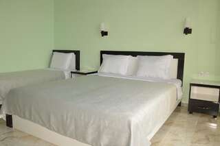 Отель Hotel Like Кобулети Трехместный номер-12