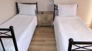 Отель Hotel Like Кобулети Двухместный номер с 2 отдельными кроватями-28